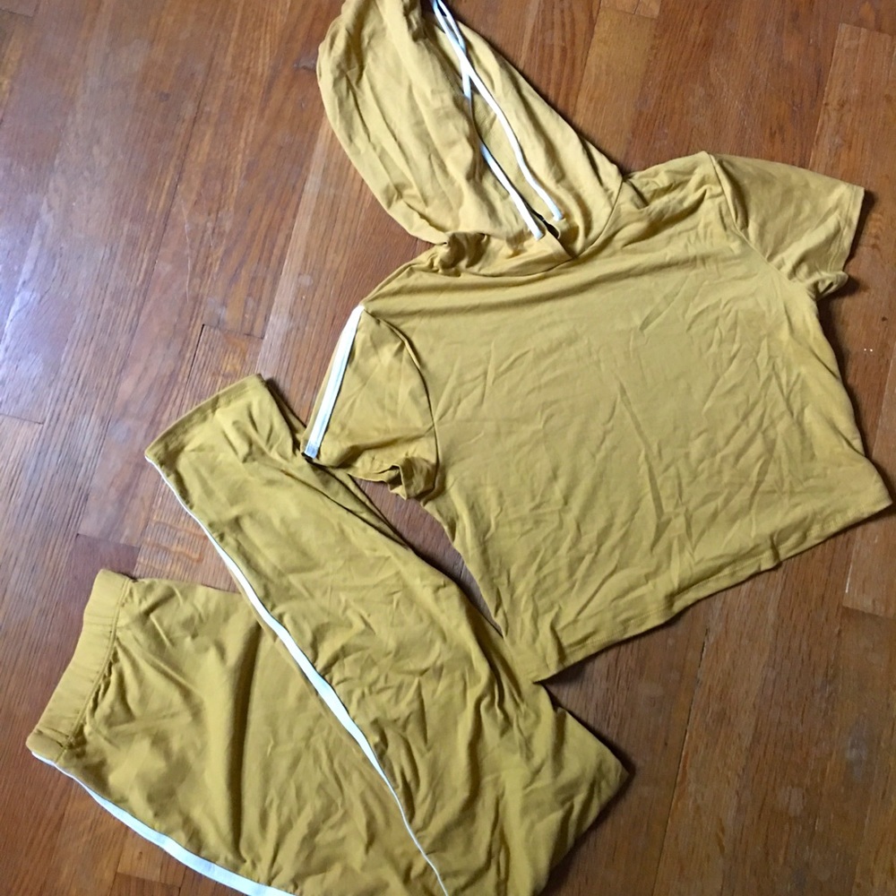 Two piece set